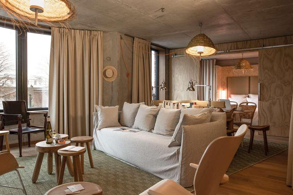 Mob House Hotell Saint-Ouen  Rum bild
